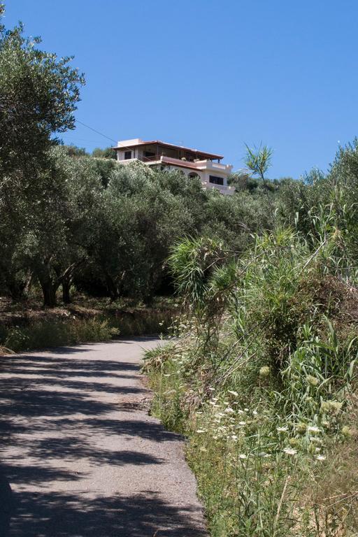 Alexandra Villa Stalós Buitenkant foto